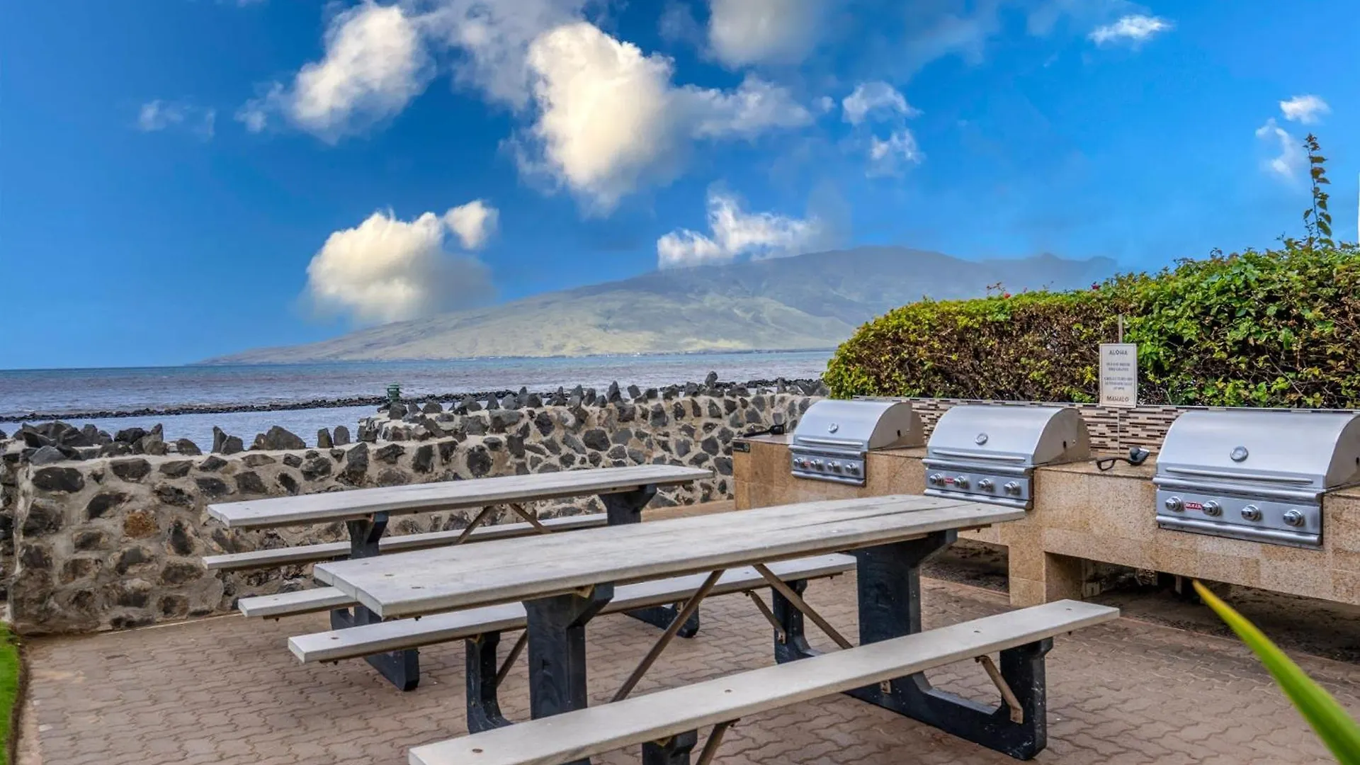 2 Bedroom 2 Bath Luxury Oceanfront Resort Vistas Kihei Сasa de vacaciones